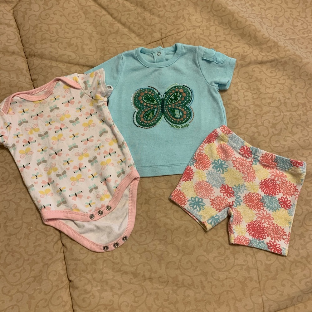 🛍 Sweet three piece set for baby (0-3 months)